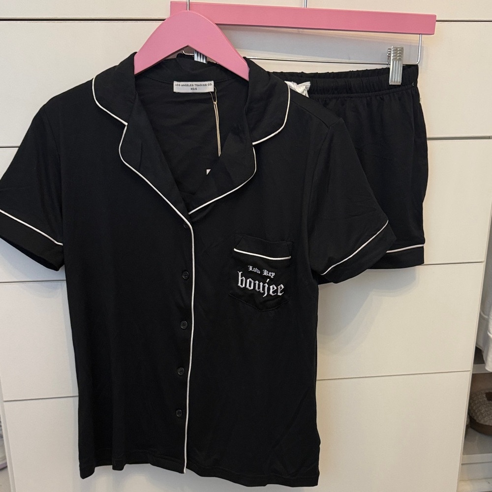 NWT LA trading co boujee Black Women's Pajama Set with White Trim. On RHWNJ